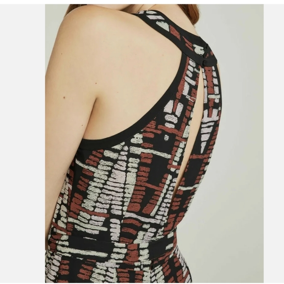 BCBGMaxAzria Romper Size Medium - Picture 4 of 8